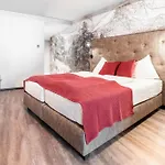 Hotel Astrid - Inklusive Kostenfreier Jokercard